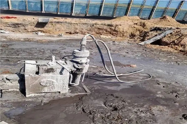 西区街道水泡基础注浆加固